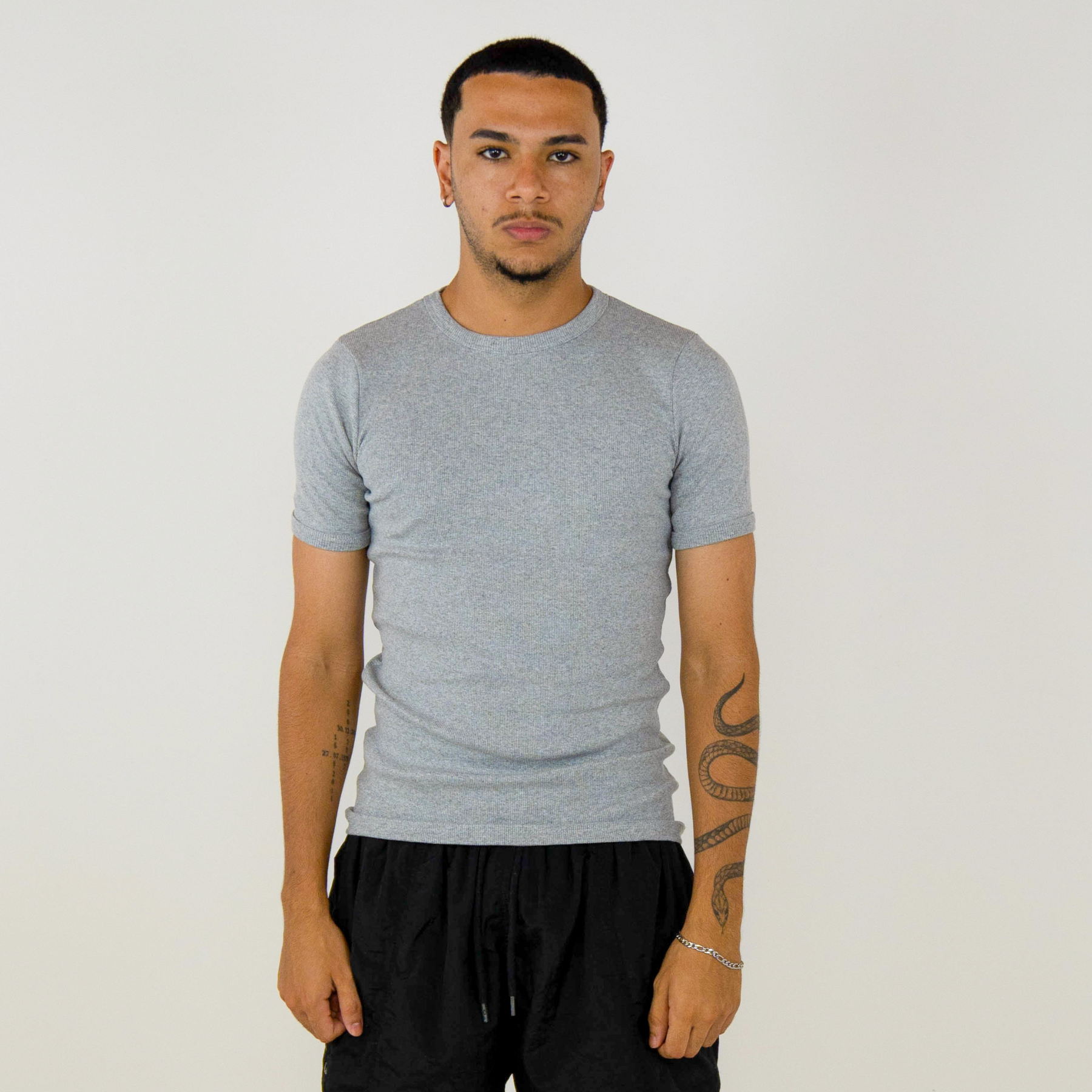 Camiseta Canelada Slim Cinza